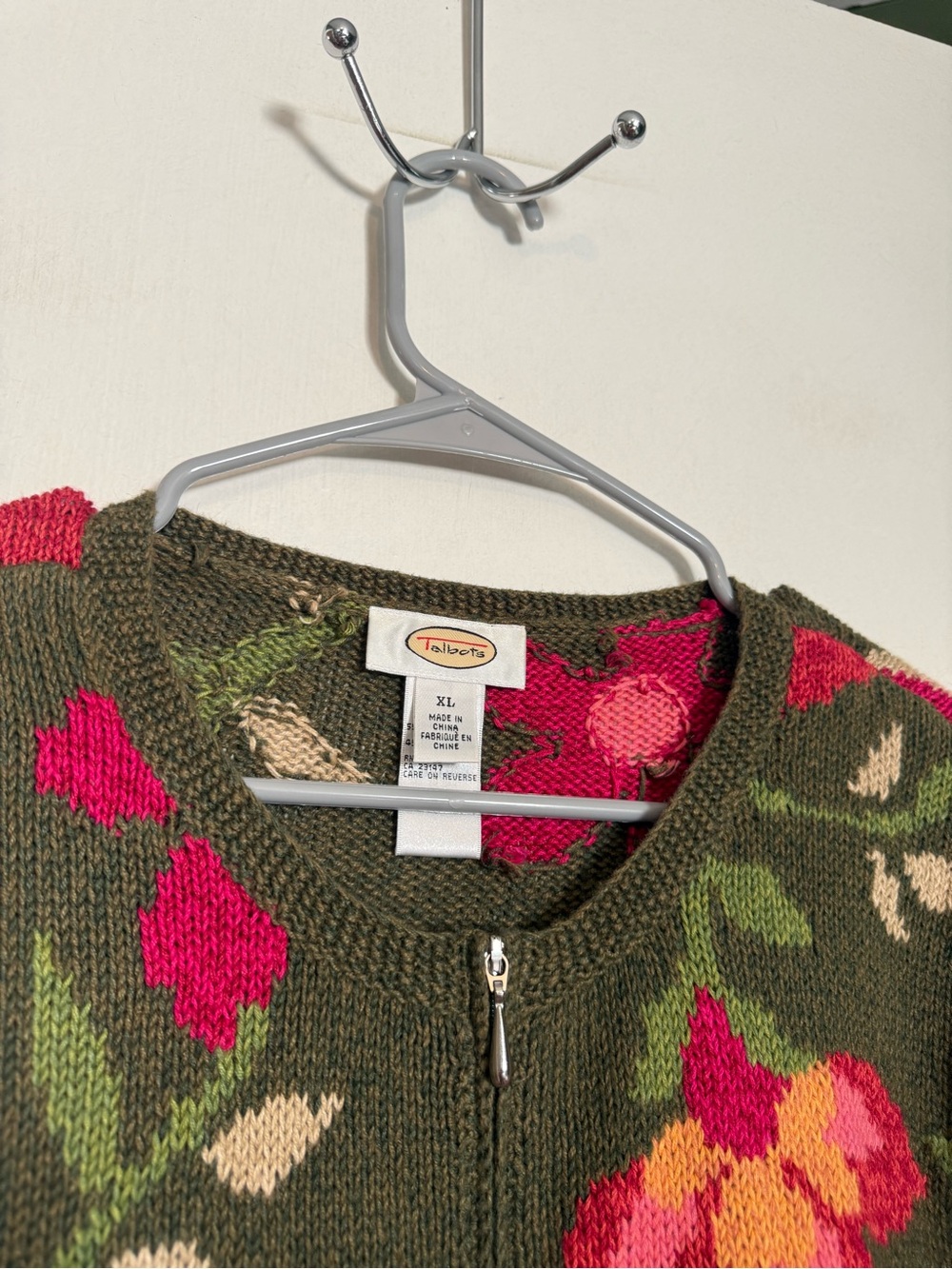 Vintage Talbots green and pink floral full zip ramie and cotton blend sweater - Picture 4 of 7